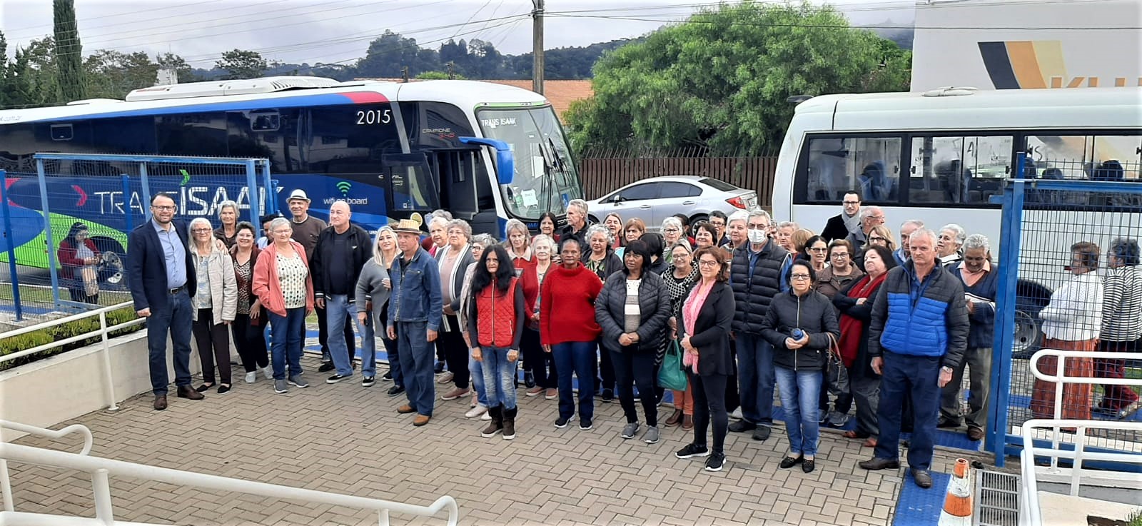 Projeto Vida Feliz - Turismo Rural realiza as primeiras viagens com idosos de Rio Negro