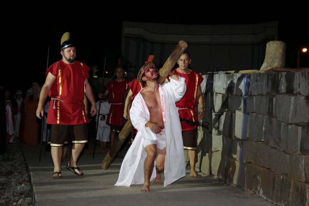 Encenação da Paixão de Cristo em Rio Negro será apresentada no próximo domingo