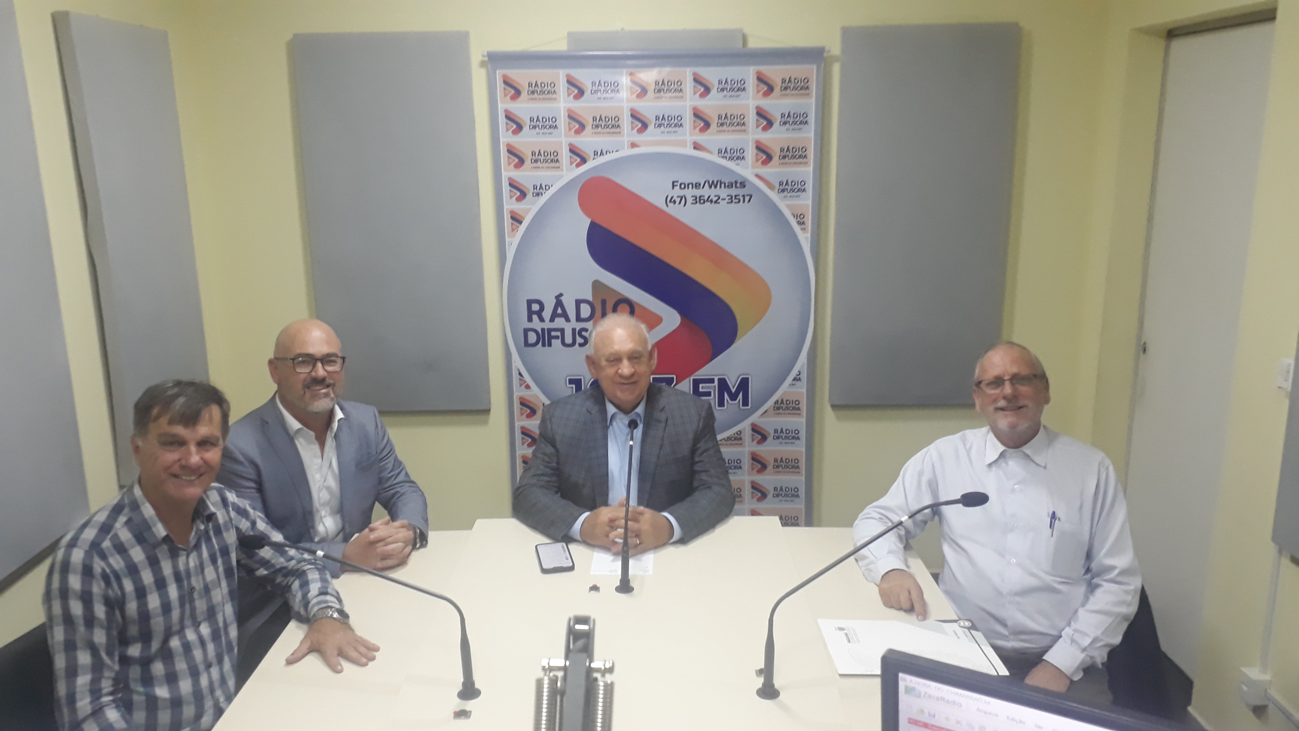 Confira a entrevista com o deputado e presidente da Alep, Ademar Traiano